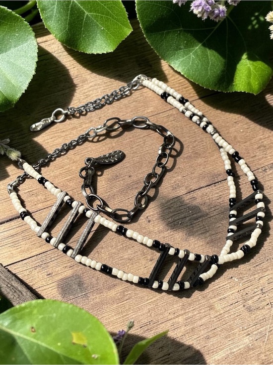 Boutique Jewelry - NWOT Boho Tribal Black & White Beaded Ladder Choker Necklace